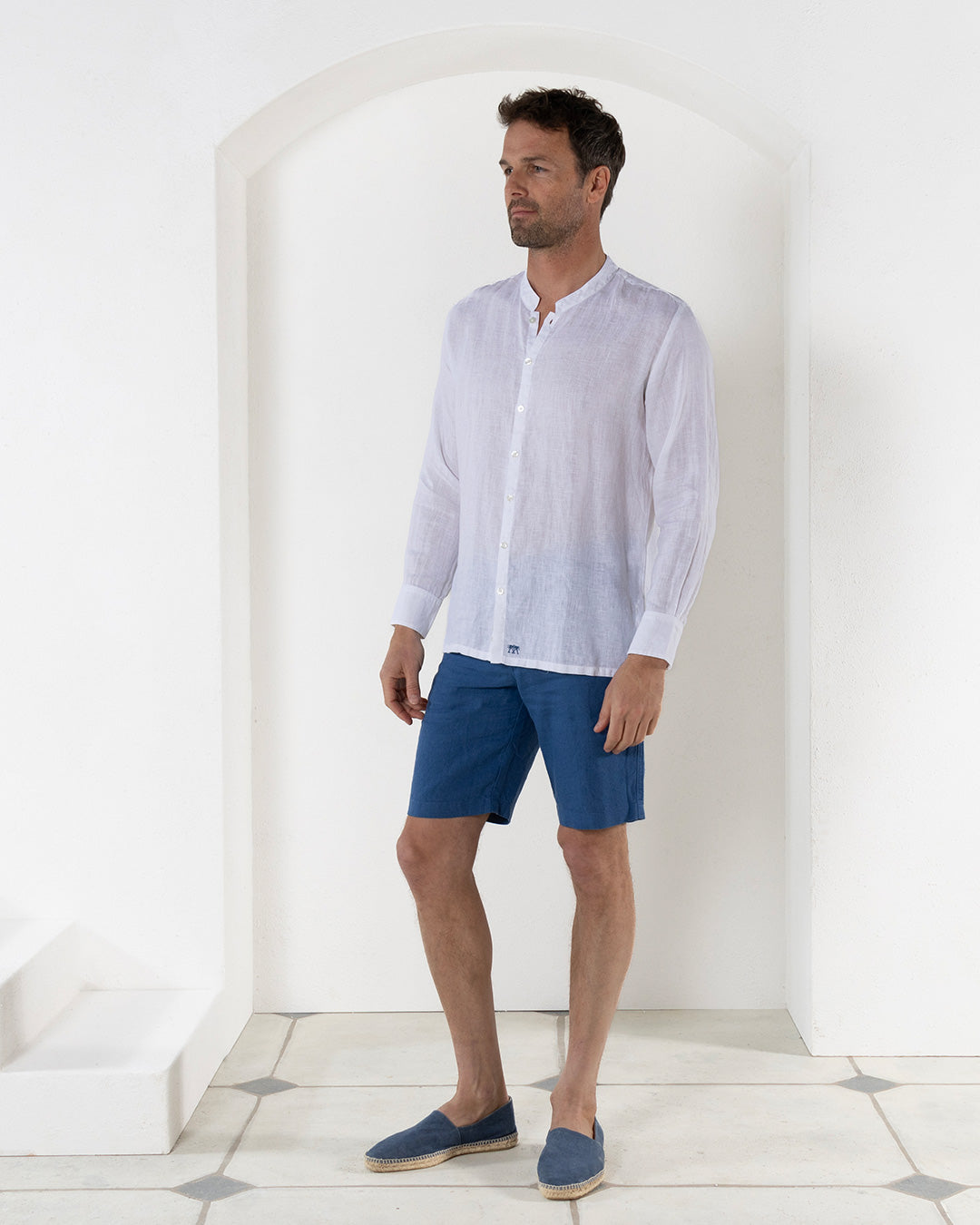 Mens white linen collarless shirt full outfit with blue shorts, grandad Nehru collar lightweight summer wear