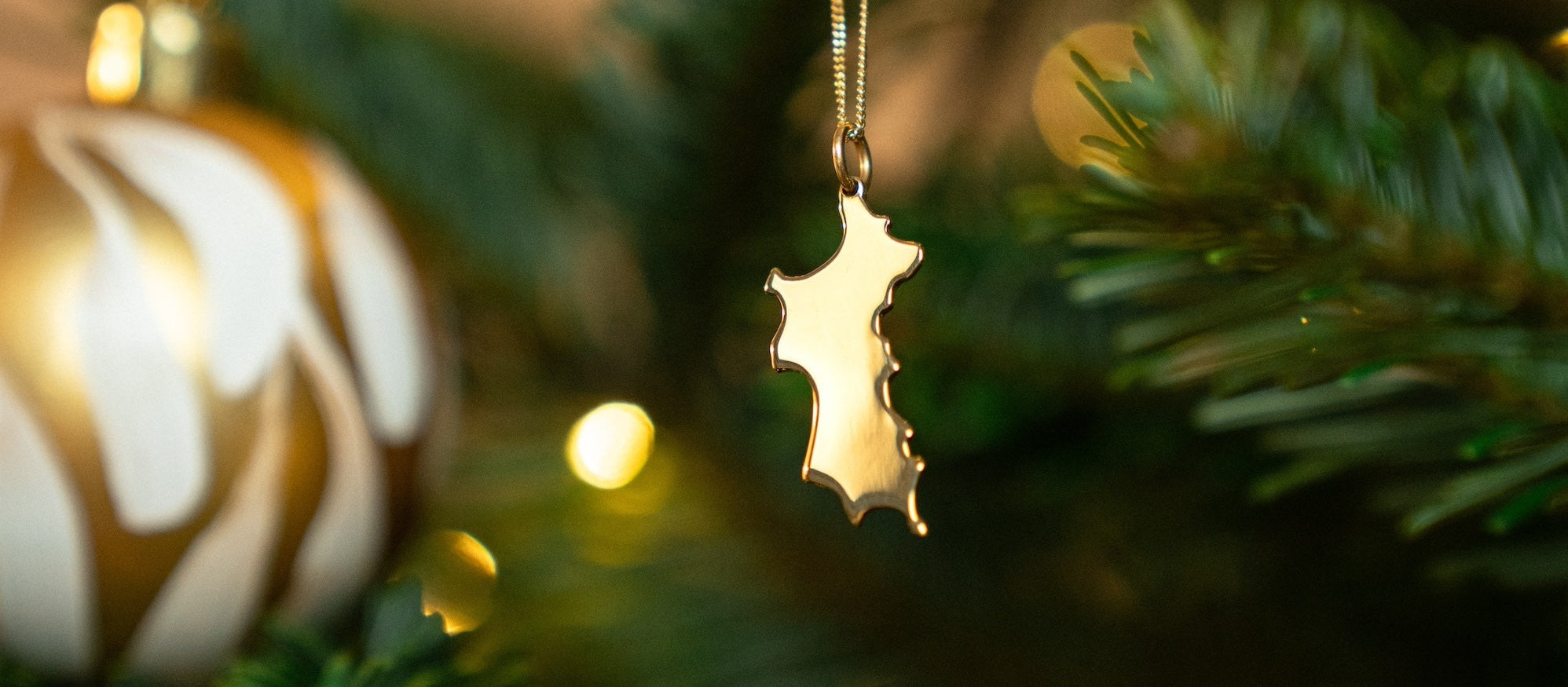 Looking for a special present? The Pink House Gift Guide includes a range of items to suit discerning tastes across a wide budget