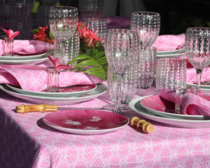 Lotty B Tablecloth & Napkin set: SHELLTOP - PINK