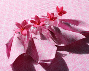Lotty B Tablecloth & Napkin set: SHELLTOP - PINK