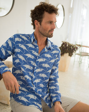 Tropical villa holiday Men's Linen Shirt Blue Egret print