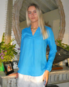 Pink House women’s turquoise pure linen Kim shirt blouse styled as elegant resortwear for warm climates