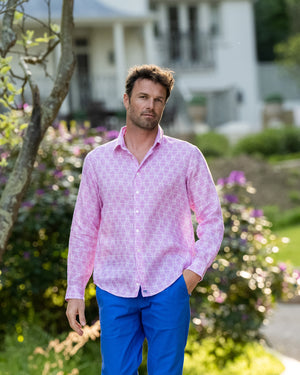 Holiday style men's linen shirt in pink Shelltop print