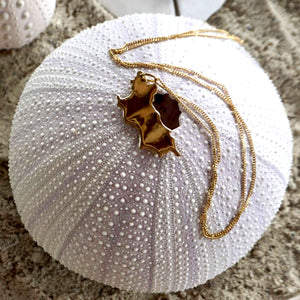 Mustique must haves 18k gold island pendant necklace